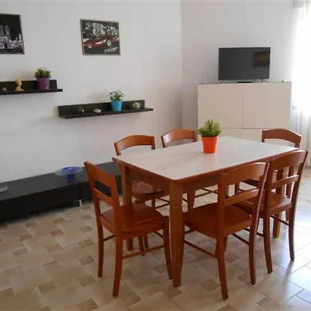 Bilocale Lido San Giovanni, Vicino Al Mare Апартаменти *